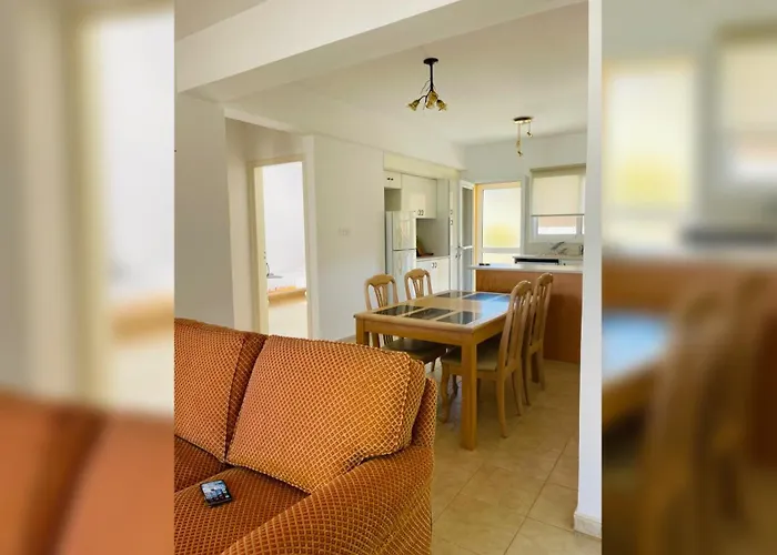 Zypern Residenz In Der Sonne